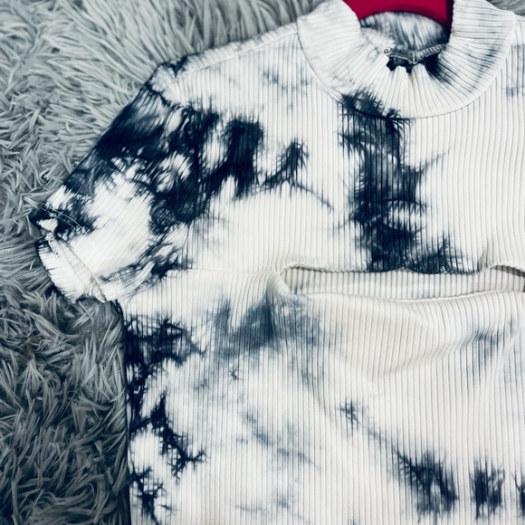 Fitted Dress - Picture 2 of 2